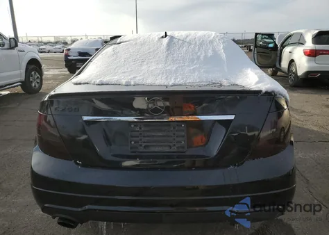 2013 Mercedes-Benz C 250 from USA, damaged, VIN WDDGJ4HB2DF949082